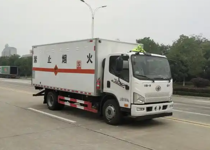凤台爆破器材运输车可以上高速吗？