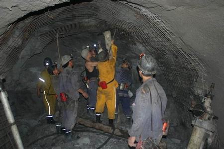 凤台工程爆破中的危险因素分析以及应对工程爆破危险的措施